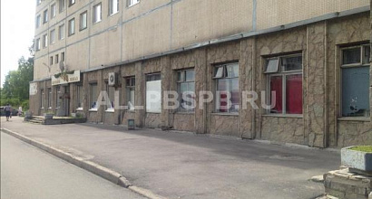 Помещения в собственность - 285 м2 с сетевым арендатором