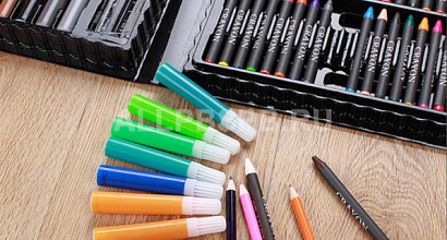 Магазин товаров для творчества в крупном ТЦ