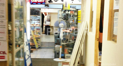 Сдается в аренду торговое помещение в спальном районе