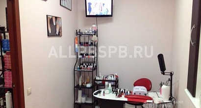 Продажа:  салон красоты с клиентской базой