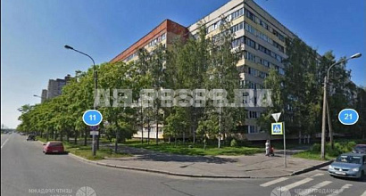 Коммерческое помещение 49 м кв. на юге города с арендатором