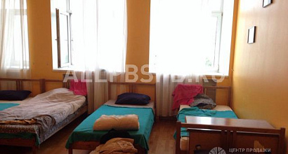 Продается  раскрученный хостел в 20 метрах от метро