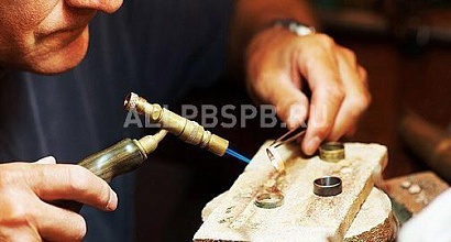 Продажа:  ювелирная мастерская в торговом центре