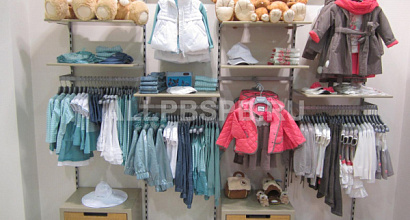 Магазин детской одежды в крупном торгово-развлекательном центре