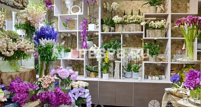 Цветочный магазин с отличной локацией