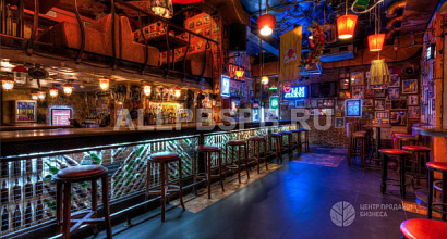 Бар c высокой проходимостью в центре города