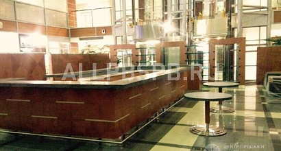 Продажа:  продам торговое помещение, 140 м 