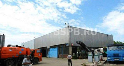 Продается  продам торговое помещение, 2800 м 