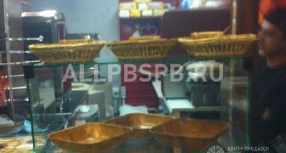 Готовый бизнес  точка с шаурмой возле метро