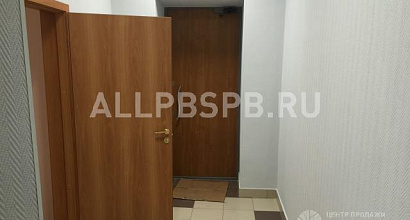 Аренда:  Офисное помещение, 204 м