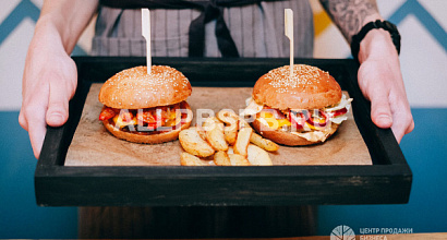 Кафе-бургерная в Петроградском районе города