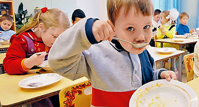 Детский центр у метро Площадь Мужества