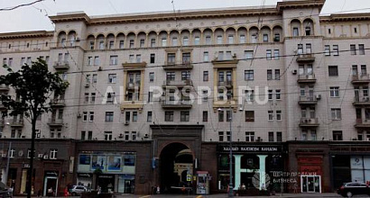 Продается  хостел у метро тганская