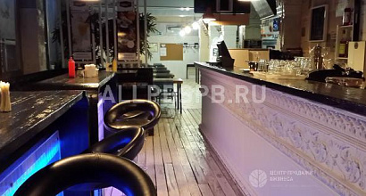 Продажа:  Столовая в бизнес-центре. Более 300 посетителей