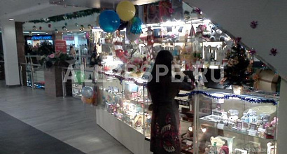 Продается  магазин подарков в крупном тц