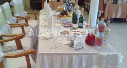 Аренда:  Сдается в аренду кафе-ресторан 200 кв. м. с оборуд