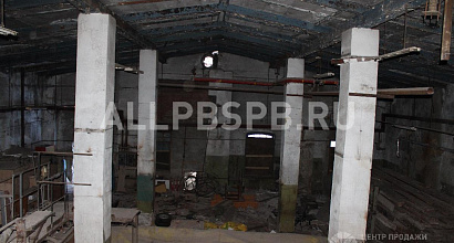 Сдается в аренду помещение под клуб в центре! Отдельно стоящее нежилое здание!