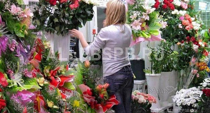 Продажа:  магазин цветов на проспекте мира