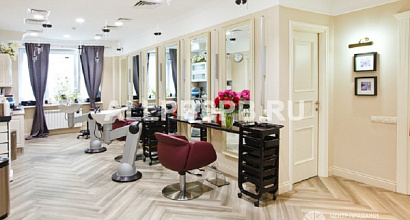 Студия красоты на первой линии домов