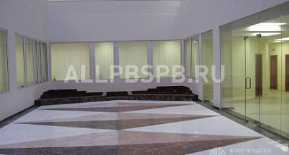 Аренда:  Сдам офисное помещение, 590 м 