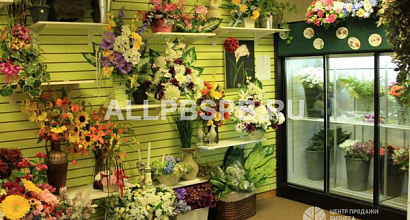 Цветочный магазин в спальном районе