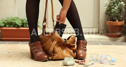 Готовый бизнес  интернет магазин сумочек 