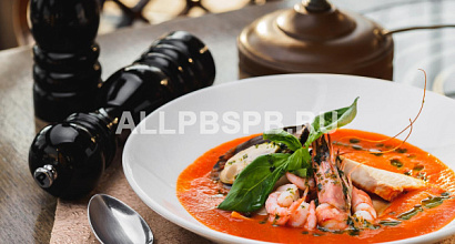 Кафе паназиатской кухни в бизнес-центре