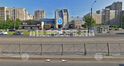 Двухэтажное здание 350 м кв. с арендаторами