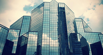 Отдельно стоящее здание с сетевыми арендаторами