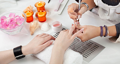 Студия маникюра в известном торговом центре