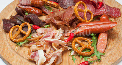 Производство и изготовление мясных изделий