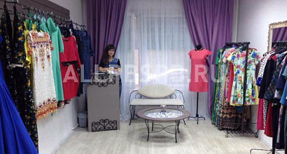 Продается  магазин шикарных платьев по 990р