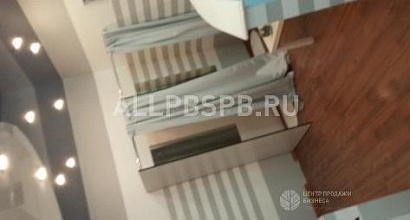 Аренда:  Сдам в аренду салон проката вечерних платьев 