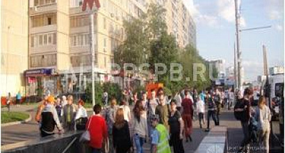 Аренда:  Торговое помещение у метро, 60 м