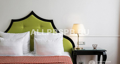 Известный 4-х этажный отель в самом сердце Санкт-Петербурга