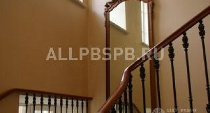 Продается универсальное помещение в Центре Санкт-Петербурга в Собственность