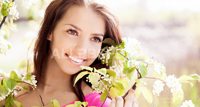 Студия косметического отбеливания зубов в Санкт Петербурге