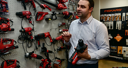 Магазин бензо-электро инструмента с постоянными клиентами