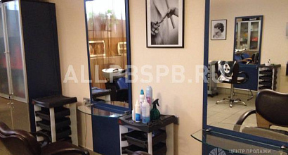Аренда:  Сдается в аренду салон красоты, парикмахерская