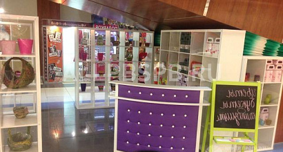 Продается  цветочный магазин в трц, 30 кв. м