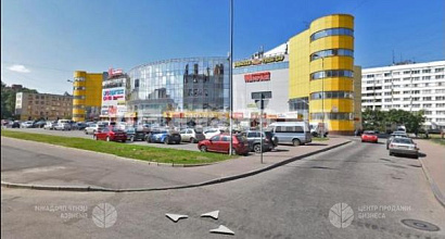 Торговое помещение 30 м кв. в ТРК в Кировском районе