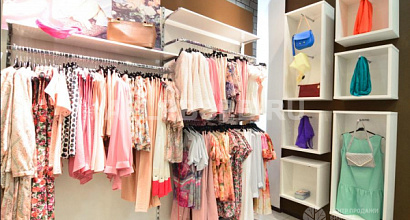 Магазин женской одежды из Европы на Невском проспекте