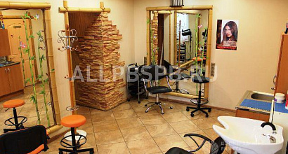 Готовый бизнес  салон красоты у м. коньково 