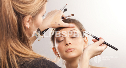 Известная студия маникюра с высокой прибылью