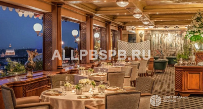 Ресторан в центре города в собственность