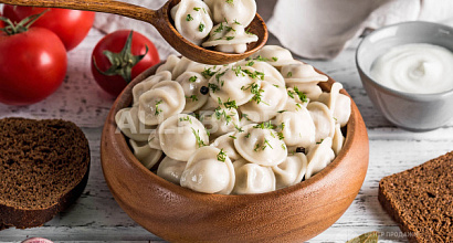 Пельменная в густонаселенном районе городе