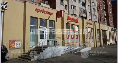 Торговое помещение в аренду на проспекте Славы