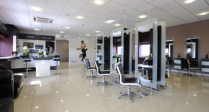 Действующий салон красоты в Петроградском районе