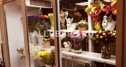 Магазин цветов и подарков