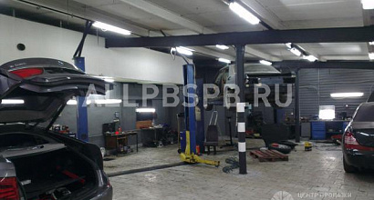 Аренда:  Сдается в аренду осз под Автосалон м. Юго-Западная